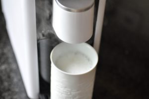 Manufakturen-Blog: Leysieffers kontaktloser Milchaufschäumer erzeugt bis zu 4 cm hohen Milchschaum (Foto: Wigmar Bressel)